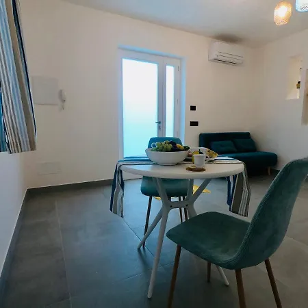 Flavia's Lemons לינה וארוחת בוקר סורנטו